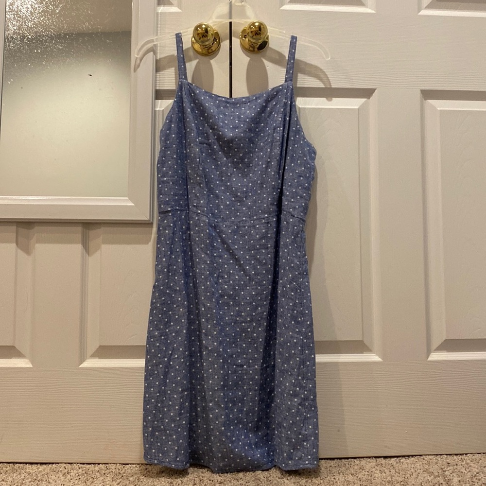 Old Navy light blue and white polka dot summer dress
